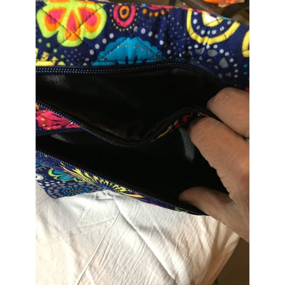 Bright Flower Multicolored Crossover Bag with 4 Zippered Pockets - Picture 2 of 8